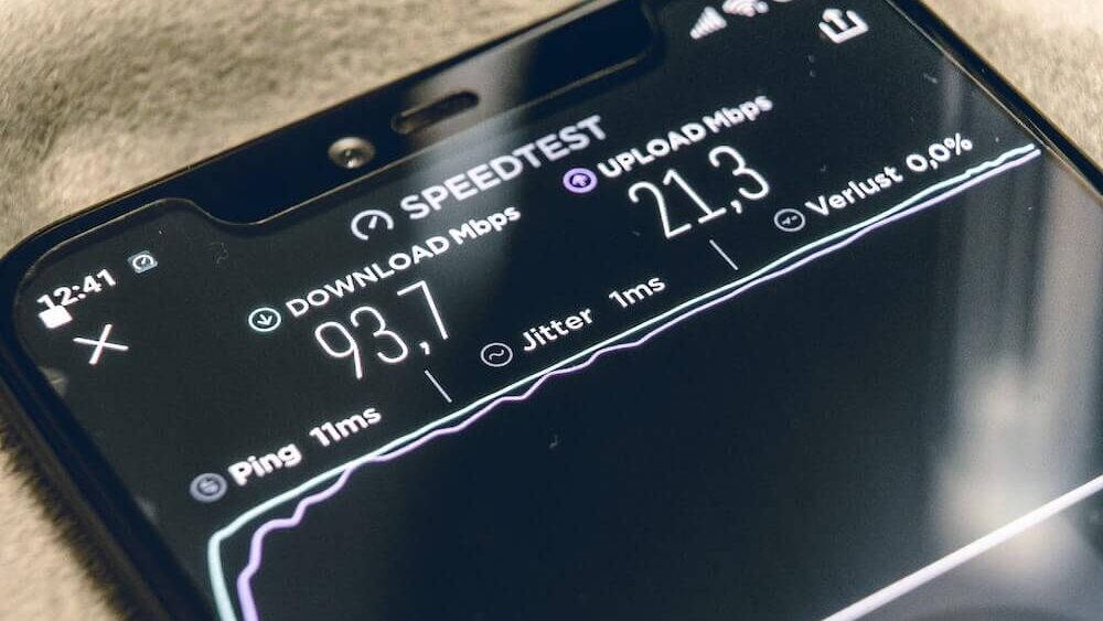 speedtest - ping, prędkość pobierania i wysyłania danych