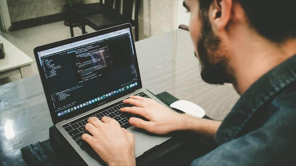Pytania rekrutacyjne dla Frontend Developera (Junior, Mid, Senior)