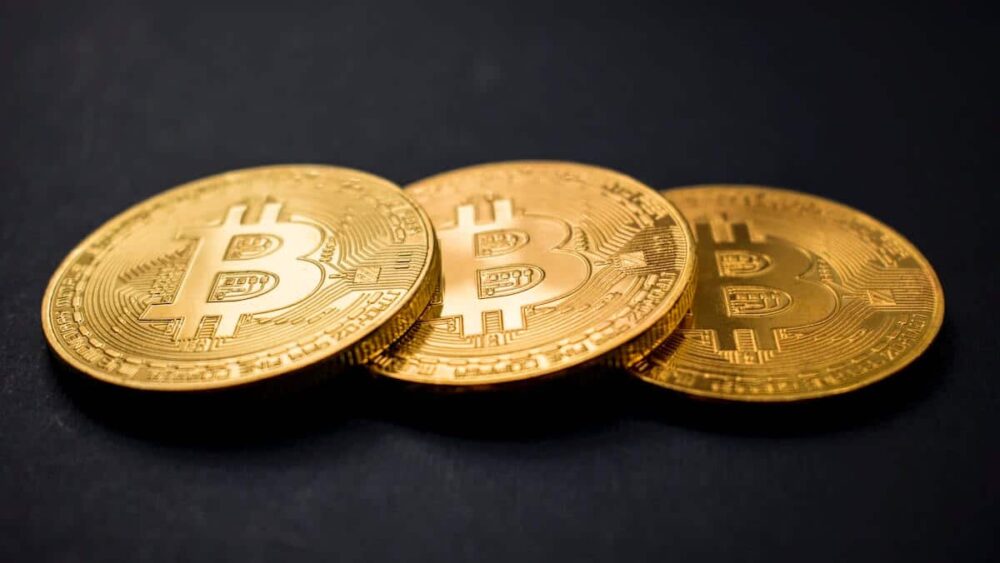 Ma setki milionów dolarów w bitcoinach, ale nie pamięta hasła do portfela