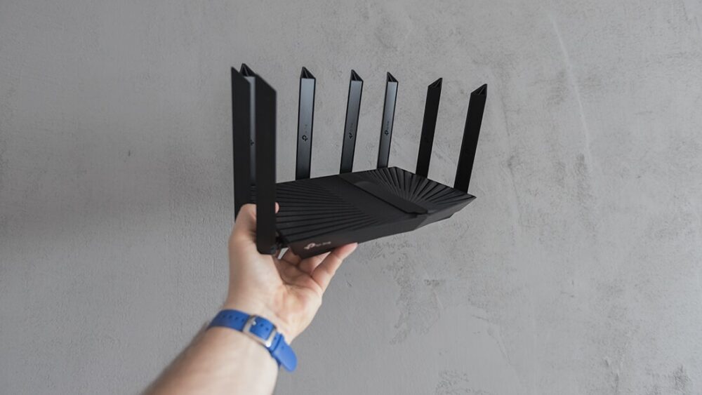 TP-Link AX90