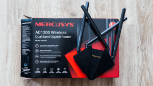 Mercusys MR30G - pudełko