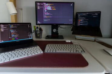 Dwie klawiatury do programowania