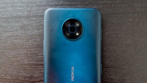 Nokia G50 - tzw. wyspa z aparatami