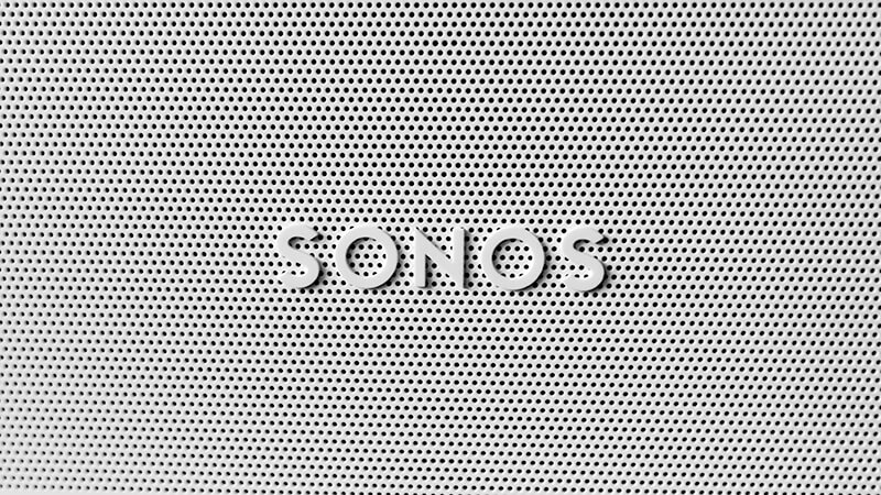 Logo SONOS na soundbarze Ray