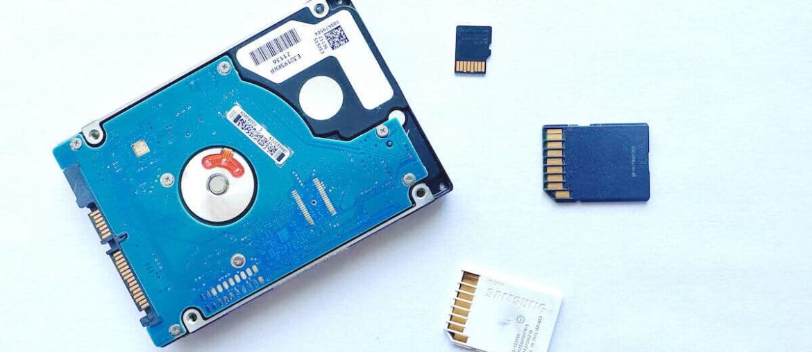 Dysk SSD oraz karty SD i microSD