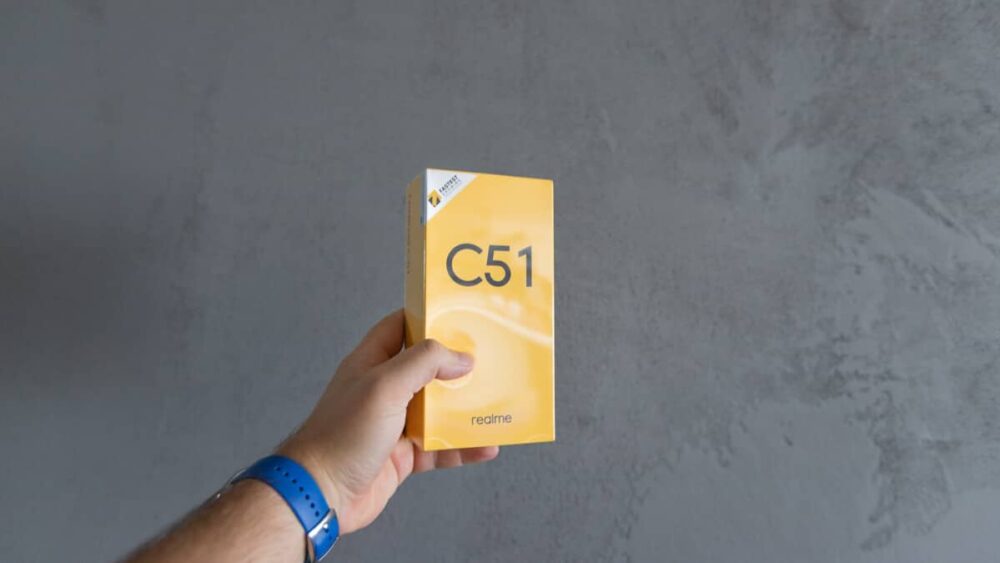 realme C51 w pudełku