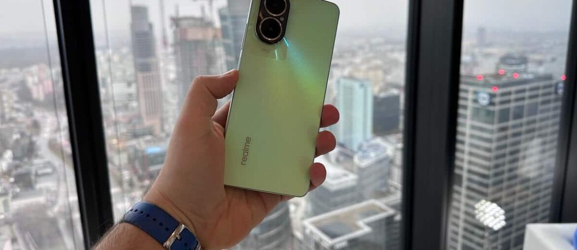 Realme C67