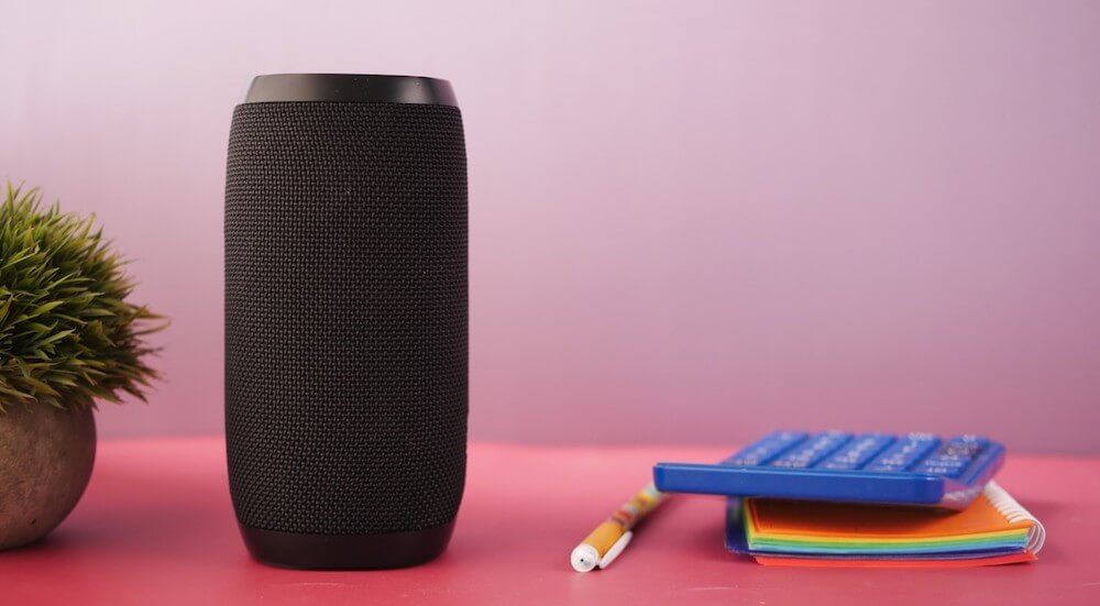 Czysty dźwięk w każdych warunkach: na co zwrócić uwagę, przy zakupie głośnika bluetooth?