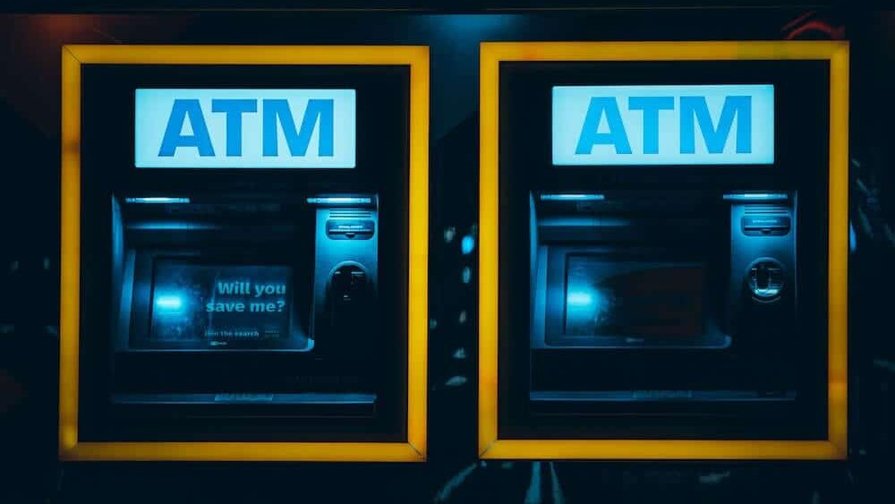 Co dzieje się z banknotami po wpłacie? Tak działa zamknięty obieg gotówki